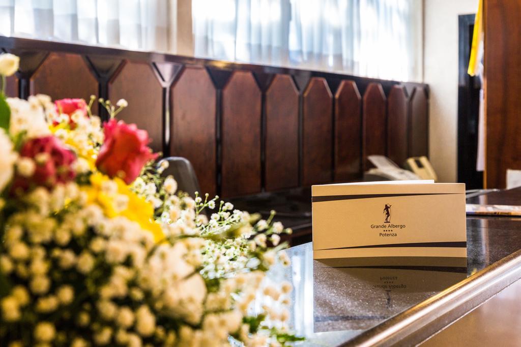 Grande Albergo Potenza Bagian luar foto