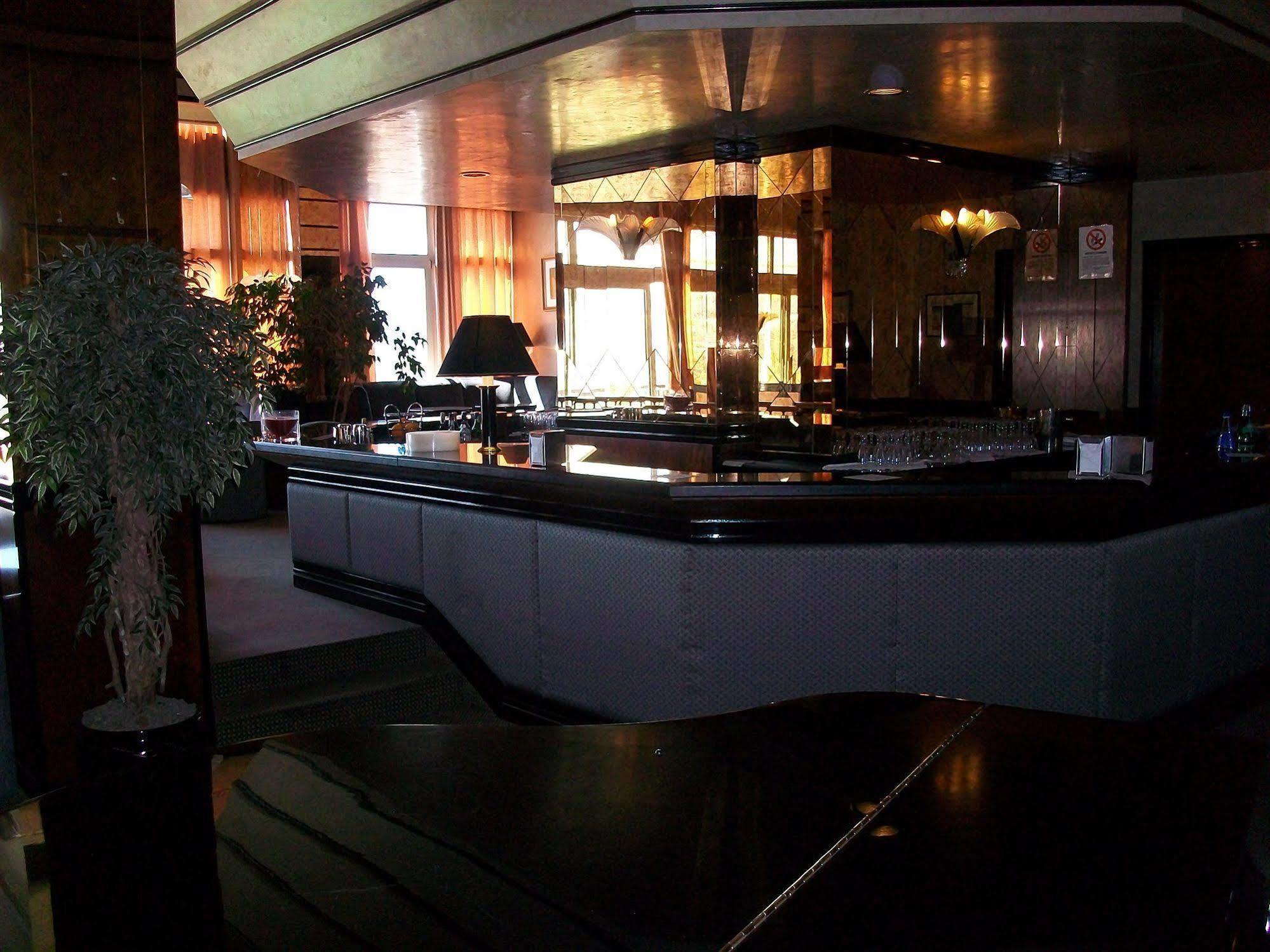 Grande Albergo Potenza Bagian luar foto